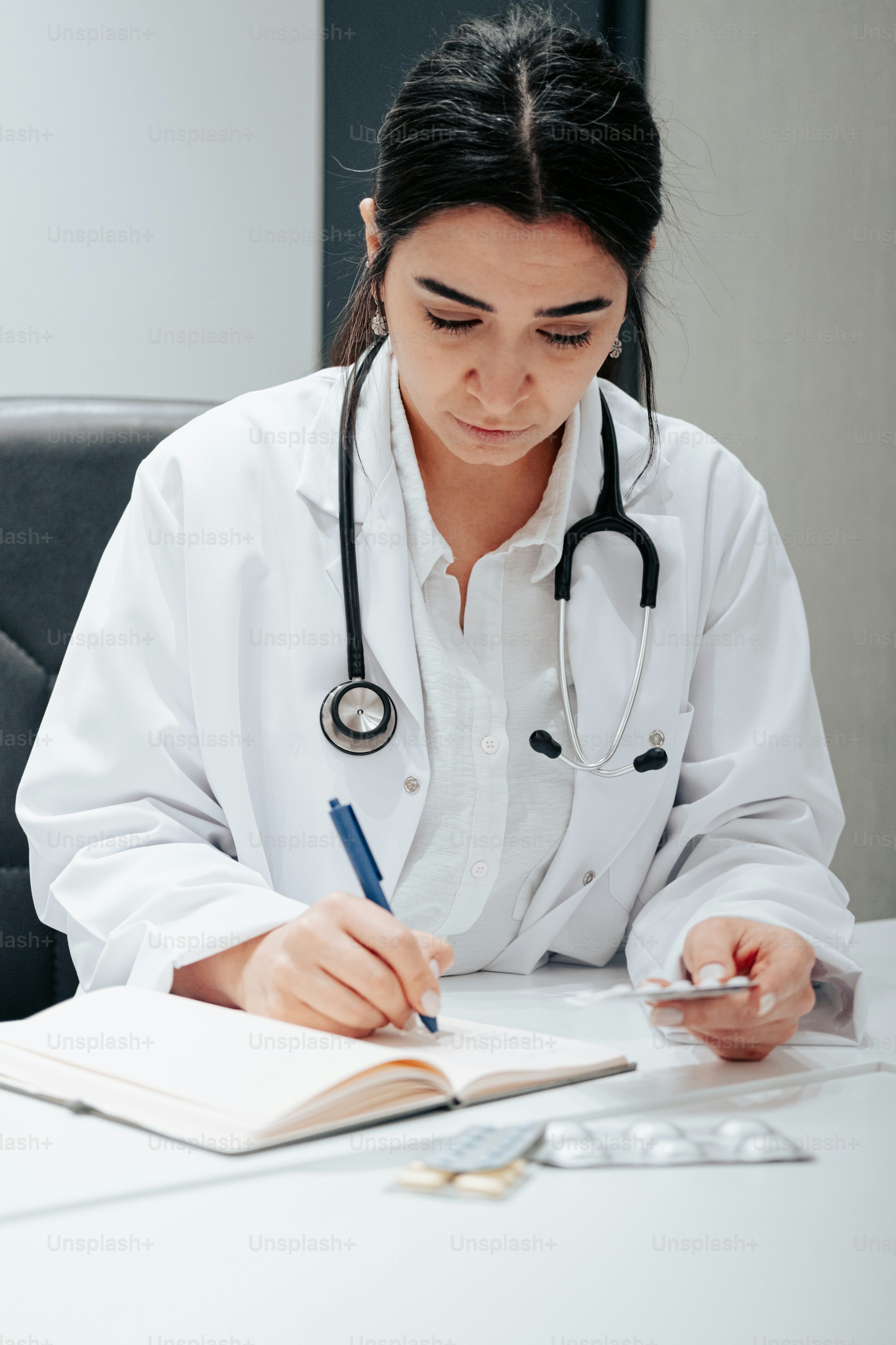 doctor-prescription-medicine